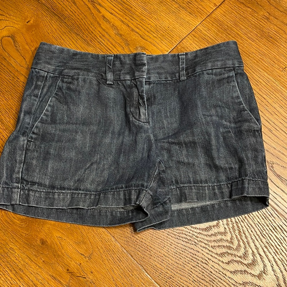Women’s loft shorts, size 00, the Riviera short, excellent used condition